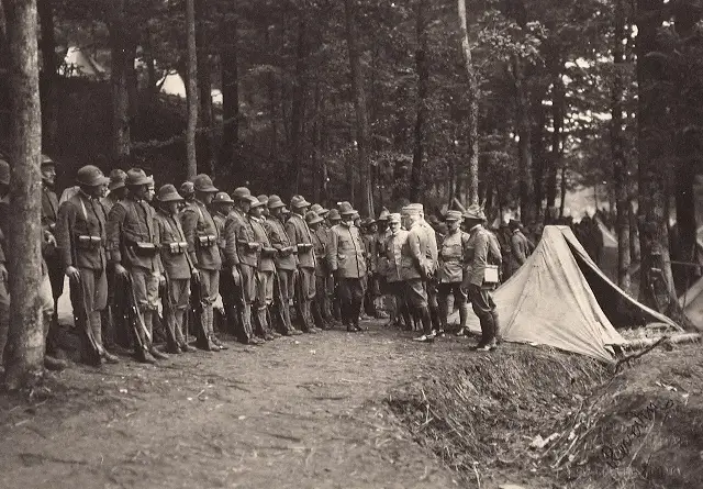 Italian Alpini troops near Monte Ortigara in June 1917, during the Alpine fighting that followed Italy's entry into World War I.