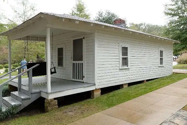 The small white two-room house in Tupelo, Mississippi where Elvis Presley was born