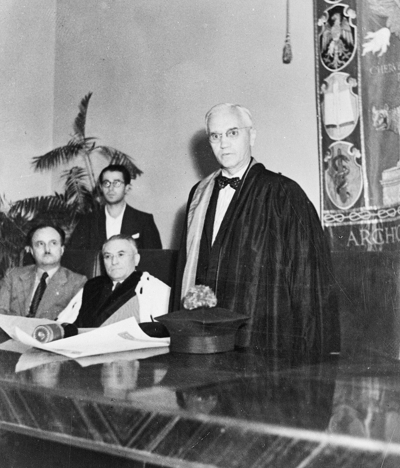 Alexander Fleming in academic robes at the ceremony where he received the 1945 Nobel Prize in Medicine