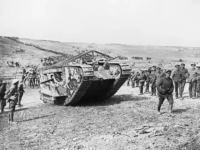 British Mark I tank C19 'Clan Leslie' with soldiers in Chimpanzee Valley, preparing to advance at Flers-Courcelette on September 15, 1916