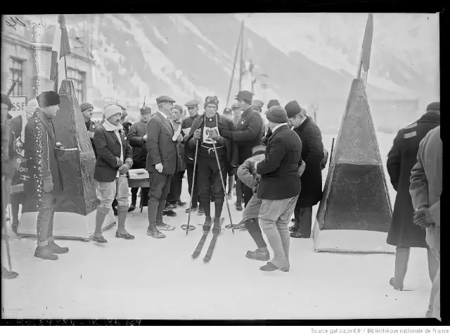 Norwegian skier Thorleif Haug competing at the 1924 Chamonix Winter Olympics (1924 press photograph).